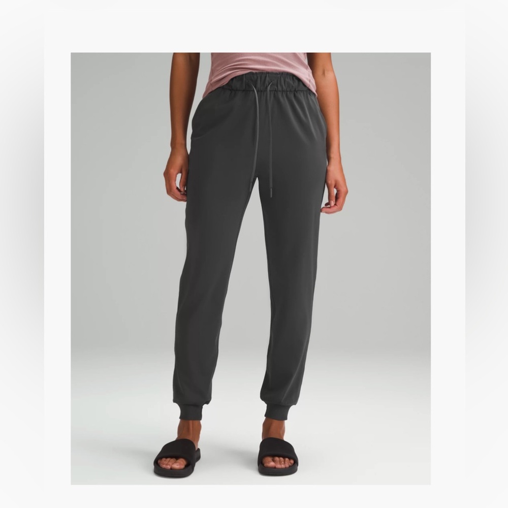 Lululemon stretch high rise jogger grey